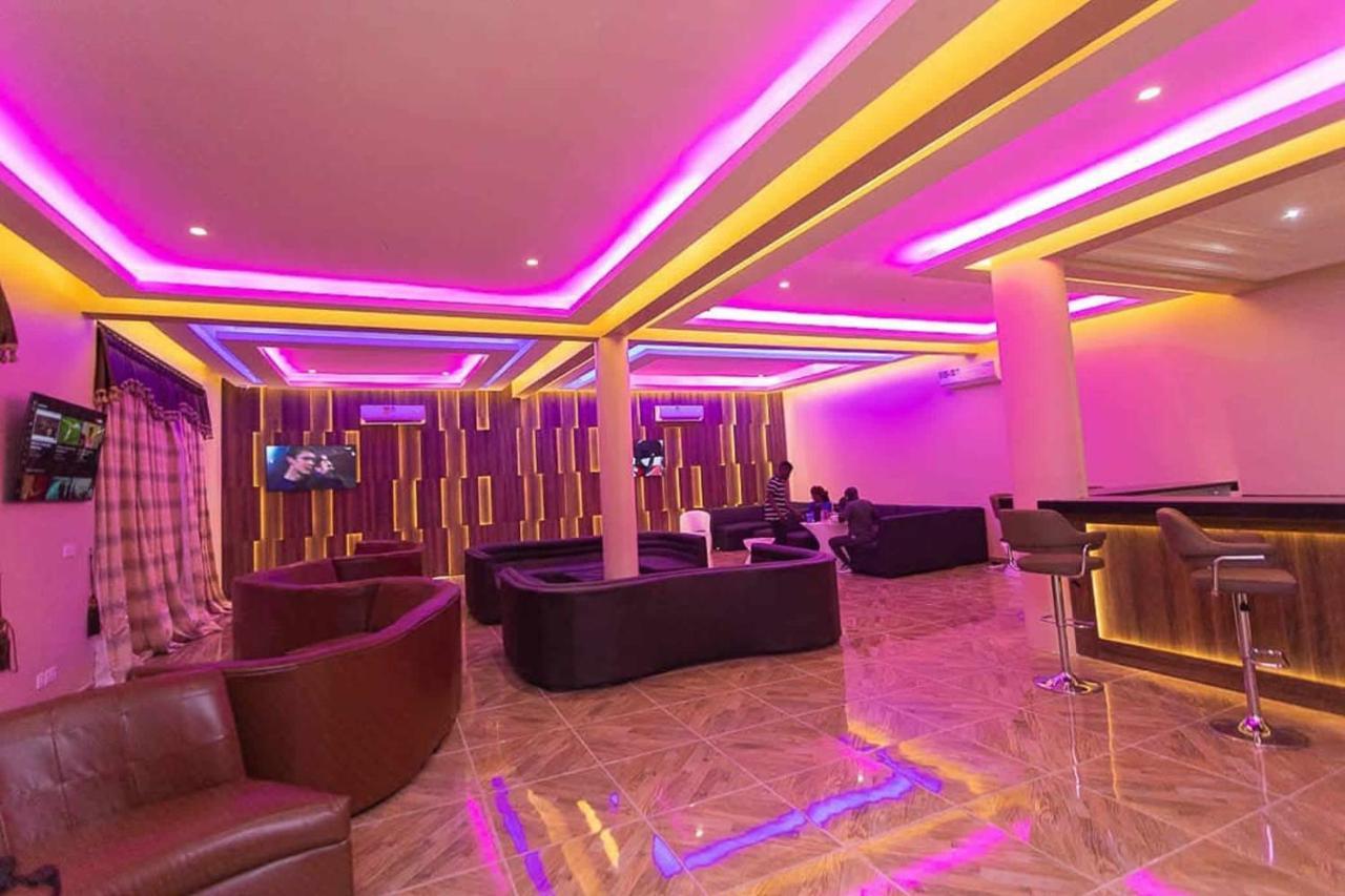 The Platinum Bay Hotel Birekuso Kültér fotó