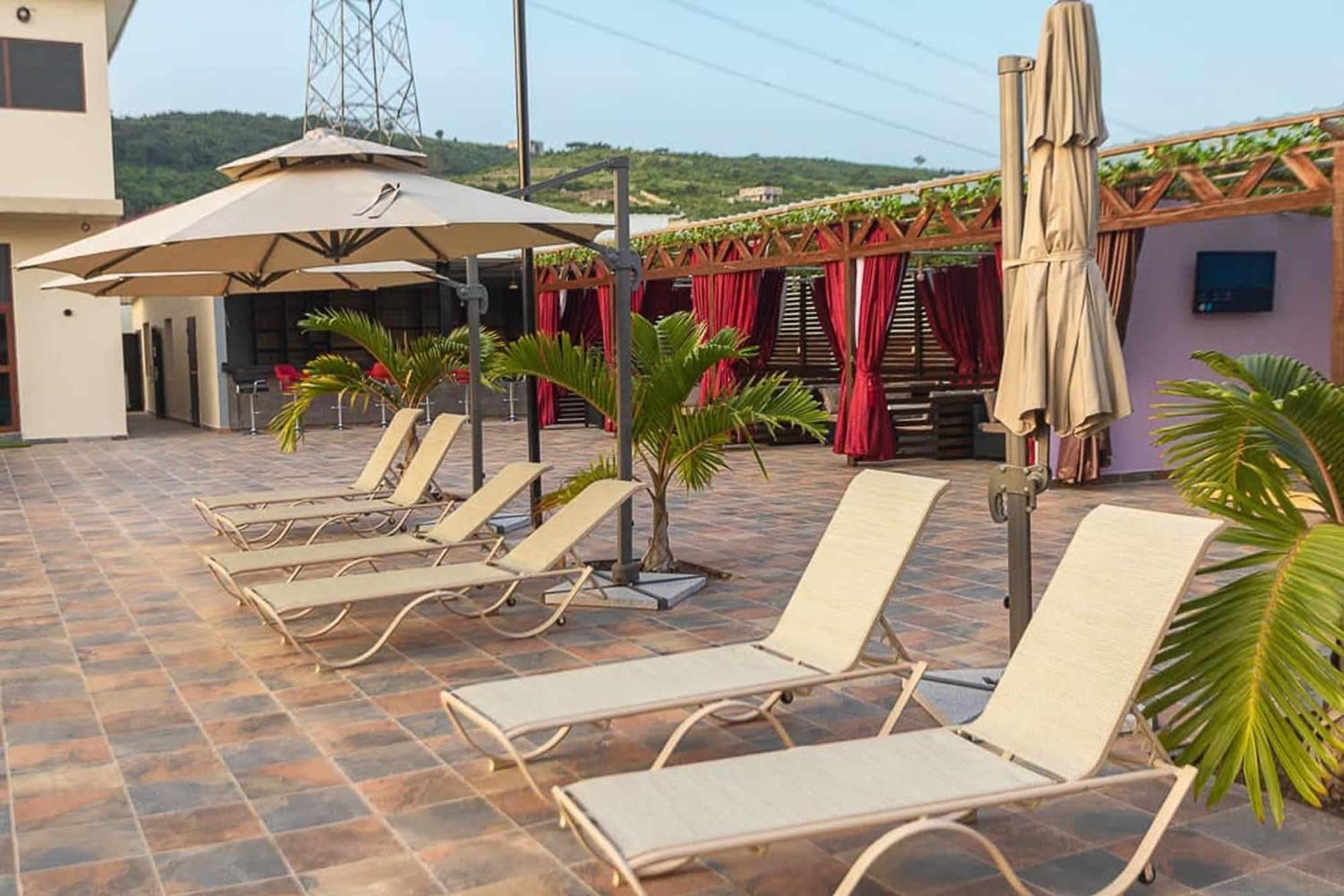 The Platinum Bay Hotel Birekuso Kültér fotó